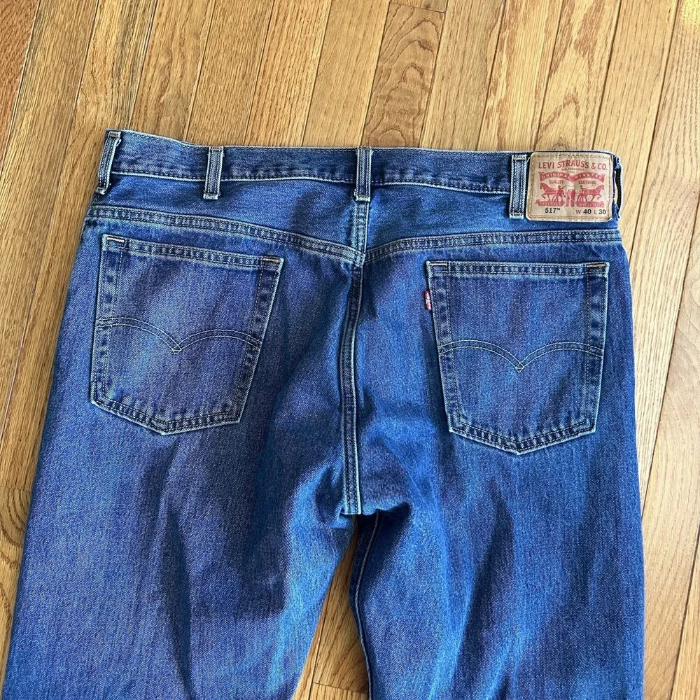 Levi's 517 Boot Cut Mens Jeans Size 40x30 (Actual 40x30) Blue Denim